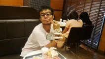 Як фотографуватися з подружкою, якщо у вас немає подружки - НОВИНИ У ФОТОГРАФІЯХ немає