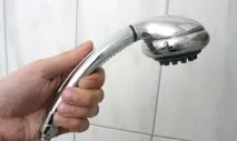 Як почистити душову лійку від вапняного нальоту та накипу душову