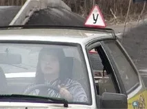 Як навчитися правильно рушати на автомобілі навчитися