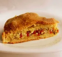 Як приготувати пиріг з ковбасою та сиром пиріг