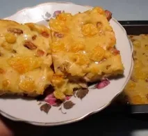 Як приготувати пиріг з ковбасою та сиром сиром