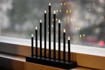 празнува