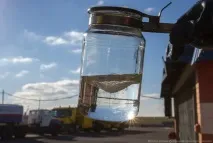 зареждане гориво самолети