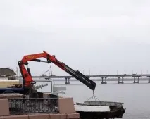 Кран маніпулятор Дніпро, Оренда, послуги крана маніпулятора у Дніпрі. оренда