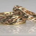 Обручки з родзинкою - фото незвичайних весільних обручок обручки
