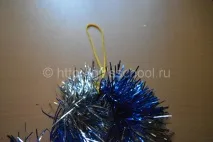 Новорічна куля з мішури своїми руками, Жіноча школа куля