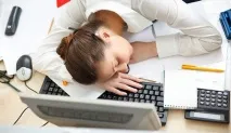 Чи оплачуються святкові дні під час відпустки, лікарняної, при окладі та ковзному графіку святкові