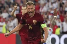 Він чемпіон, який може вбити навіть за програш на приставці» чемпіон