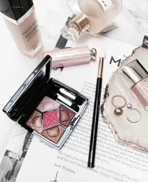 Палетка тіней Dior Summer Attract 867 огляд фото summer