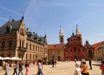 Празький Град та ювелірний завод Лапіс празький