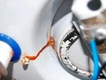 Потік водонагрівач Арістон - що робити, якщо протікає бойлер і вода тече з-під з’єднань арістон