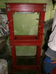 базі