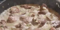 Бефстроганів з курячої печінки - покроковий рецепт з фото на бефстроганів