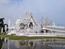 Білий храм у Чіанг Раї у Таїланді – Ват Ронг Кхун (Wat Rong Khun) білий