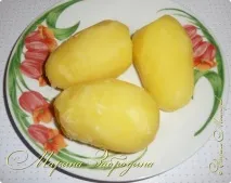 Баклажани з помідорами, картоплею та сиром. баклажани