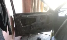 самонарезни вратите