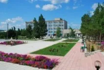 Санаторій Радон оснащений джерелом мінеральної води, де є радон оснащений