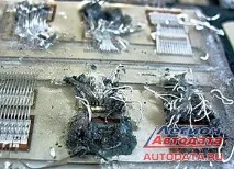 Toyota Prius двигуна