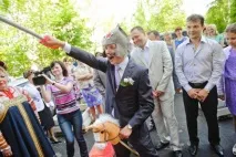 Усміхніться мені