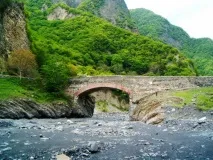 Перші враження від Азербайджану: водоспад Ілісу на околицях Кахи. враження