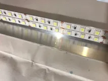 СВІТЛО У КОРОБЦІ світло