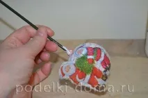 Декупаж декор новорічних куль різними способами декор