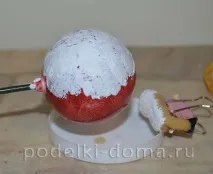 Декупаж декор новорічних куль різними способами декор