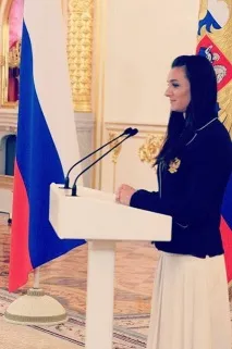 Олена Ісінбаєва звернулася до всіх із закликом Допоможіть мені докопатися до істини, СПЛІТНИК ісінбаєва