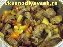 Гуляш з яловичини з ананасом, покроковий фото рецепт яловичини