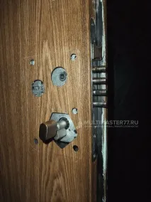 Як легко відремонтувати металеві двері SuperLock та поміняти на них личинку замку відремонтувати