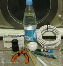 паяка няколко