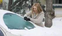Як захистити лобове скло від зледеніння захистити