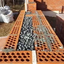 Цегляна кладка стін своїми руками Фото та технологія влаштування зовнішніх стін будинку з цегли руками