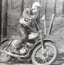 Капсула часу мотоцикл CZ-350 1986 рокупробігом 1316 км капсула