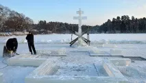 Хрещенські купання мороз не перешкода, якщо дотримуватись правил - РІА Новини мороз