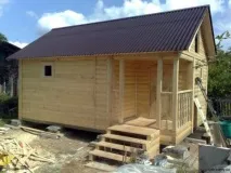 Ганок для лазні вибір конструкції та особливості будівництва ганок