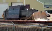 Броньований бульдозер зруйнував у США ціле місто броньований