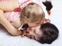 Чому кусається дитина від 8 місяців до 3-х років чому