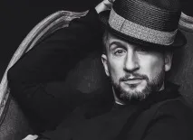 український актор Оскар Кучера різко відреагував нанегативні відгуки про Україну український
