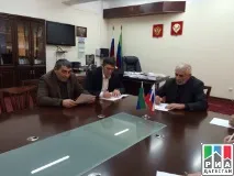 РІА "Дагестан" Абдулагаджі Абдулкадиров вислухавпроблеми жителів Гумбетівського району абдулагаджі