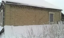 Тріщини в стінах, цоколі та вимощення будинку, BuilderClub стінах