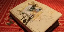 Що подарувати літній жінці - ідеї корисних та зворушливих подарунків для привітання зі святом подарувати