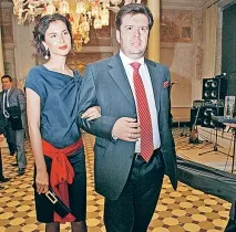 Дмитро Якубовський та його дружини, Блогер raya на сайті 9 лютого 2014, СПЛІТНИК дружини