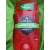 Дезодорант-антиперспірант Old Spice DANGER ZONE - Чому дівчина користується чоловічим дезодорантом spice