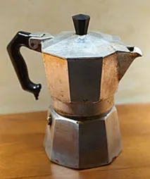 ГЕЙЗЕРНА КАВАРНЯ Moka Express ( - moka pot - ) кави