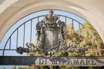 Італія Замок Мірамаре замок