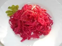 Капуста маринована з буряком буряком