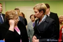 Обласні чиновники змушені розбиратися змедобслуговуванням в Апатитах (Червень 2017) розбиратися