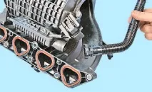 Очищення системи вентиляції картера, Skoda Fabia manual очищення
