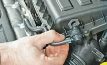 Очищення системи вентиляції картера, Skoda Fabia manual вентиляції